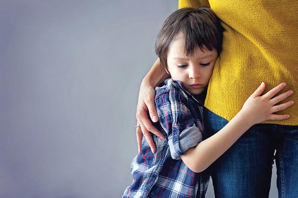 erly-child-anxiety-with-parent